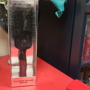 X-Large Round Brush